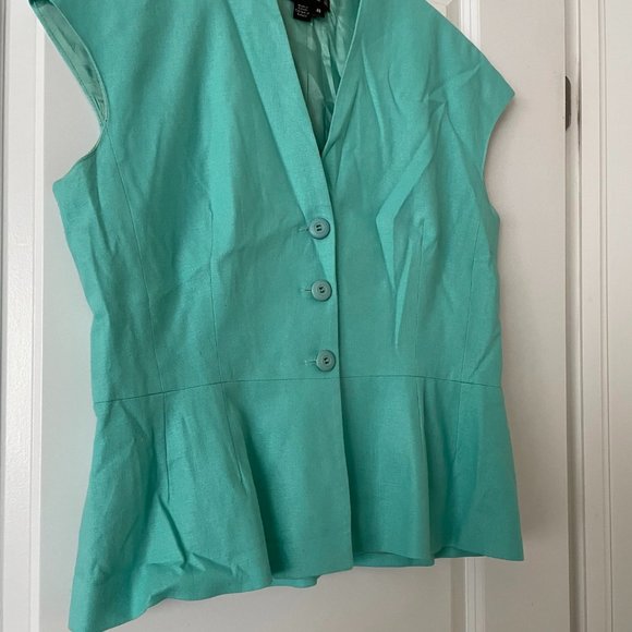 Linen Turquoise Sleeveless Fitted Jacket by Femme De Carrière - Picture 5 of 5